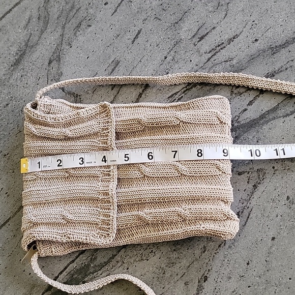 Carlo D' Santi Crossbody Knit Purse w/Coin Pouch attachment Beige NWOT - Picture 8 of 12